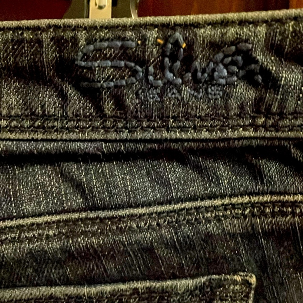 Authentic silver jeans, 28 waist 33 length